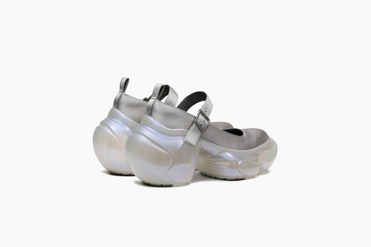 grounds LOOPIE LADY GRAY SATIN / CLEAR AURORA