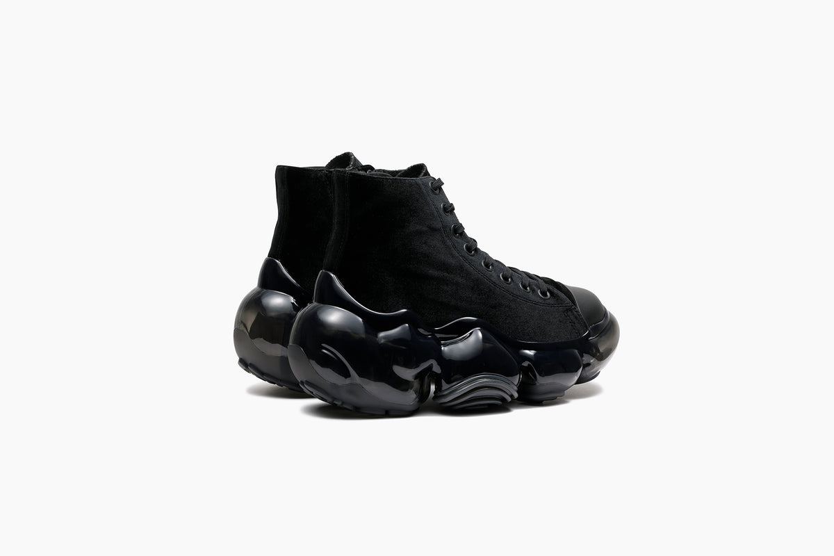 grounds MOOPIE HIGHCUT BLACK VELVET / BLACK