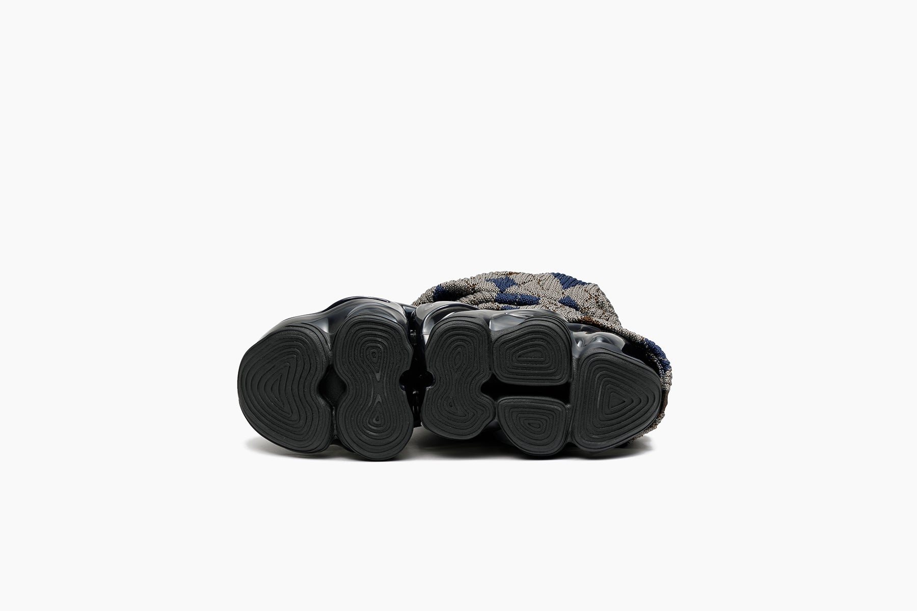 grounds SKYSCRAPER LOOSE SOCKS KNIT NAVY BROWN ARGYLE / BLACK