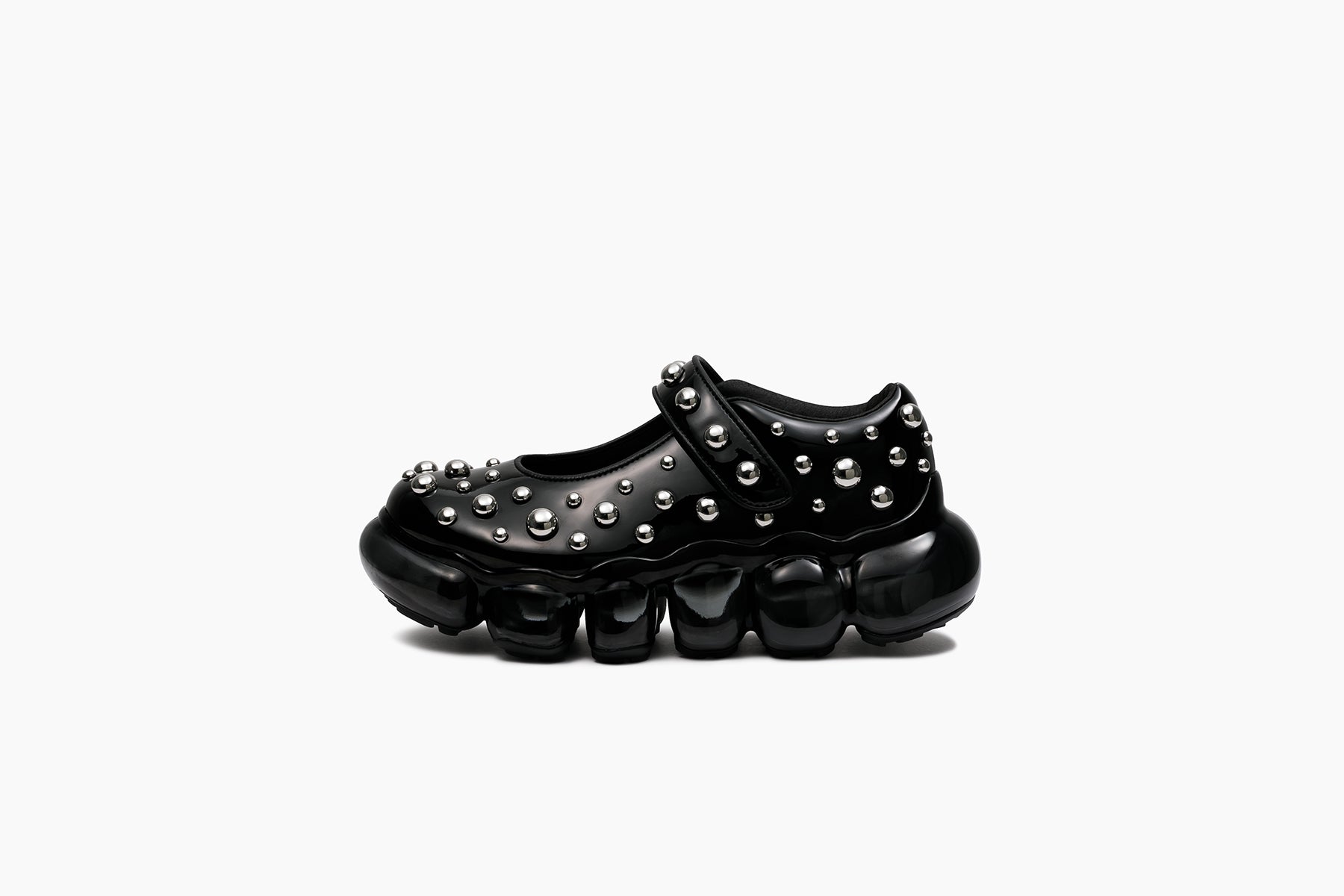 JEWELRY COCOON STUDS - BLACK / BLACK (ジュエリーコクーン スタッズ